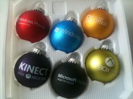Kerstballen van Zintuig.nl besteld door Microsoft