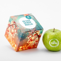 appel met logo met verpakking